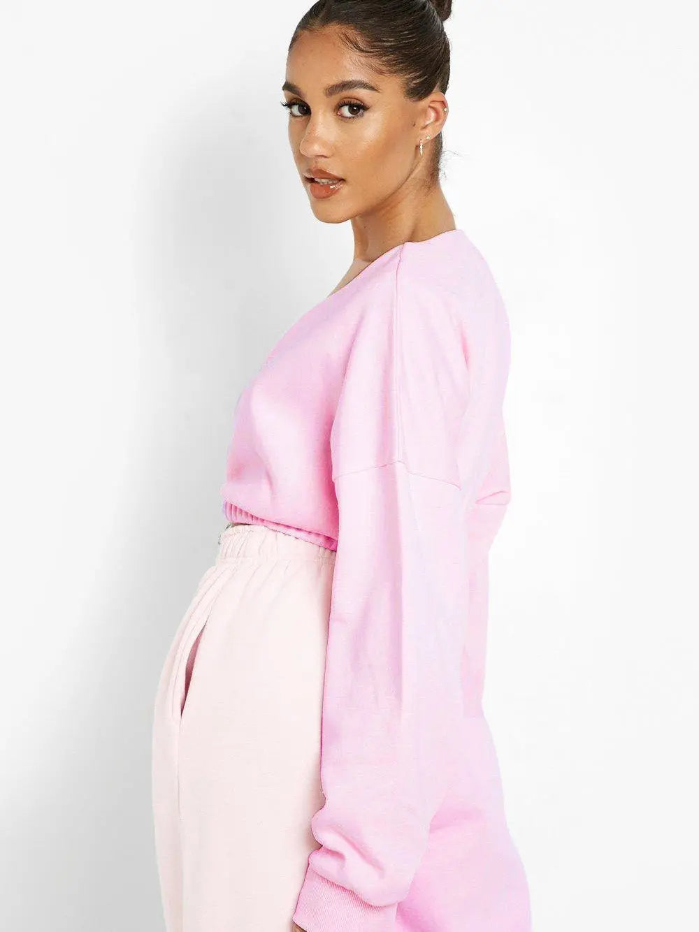 Boohoo Crew Neck Fleece Cropped Sweatshirt For Ladies-Pink-BE184