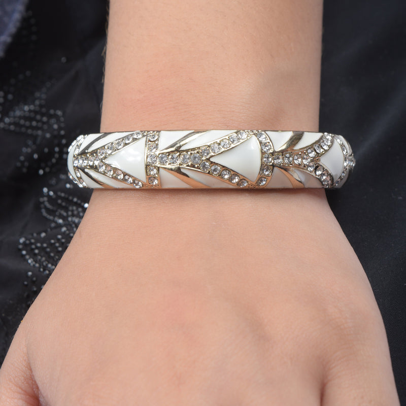 Ladies Full Stylish Hand Bracelets-SP2533