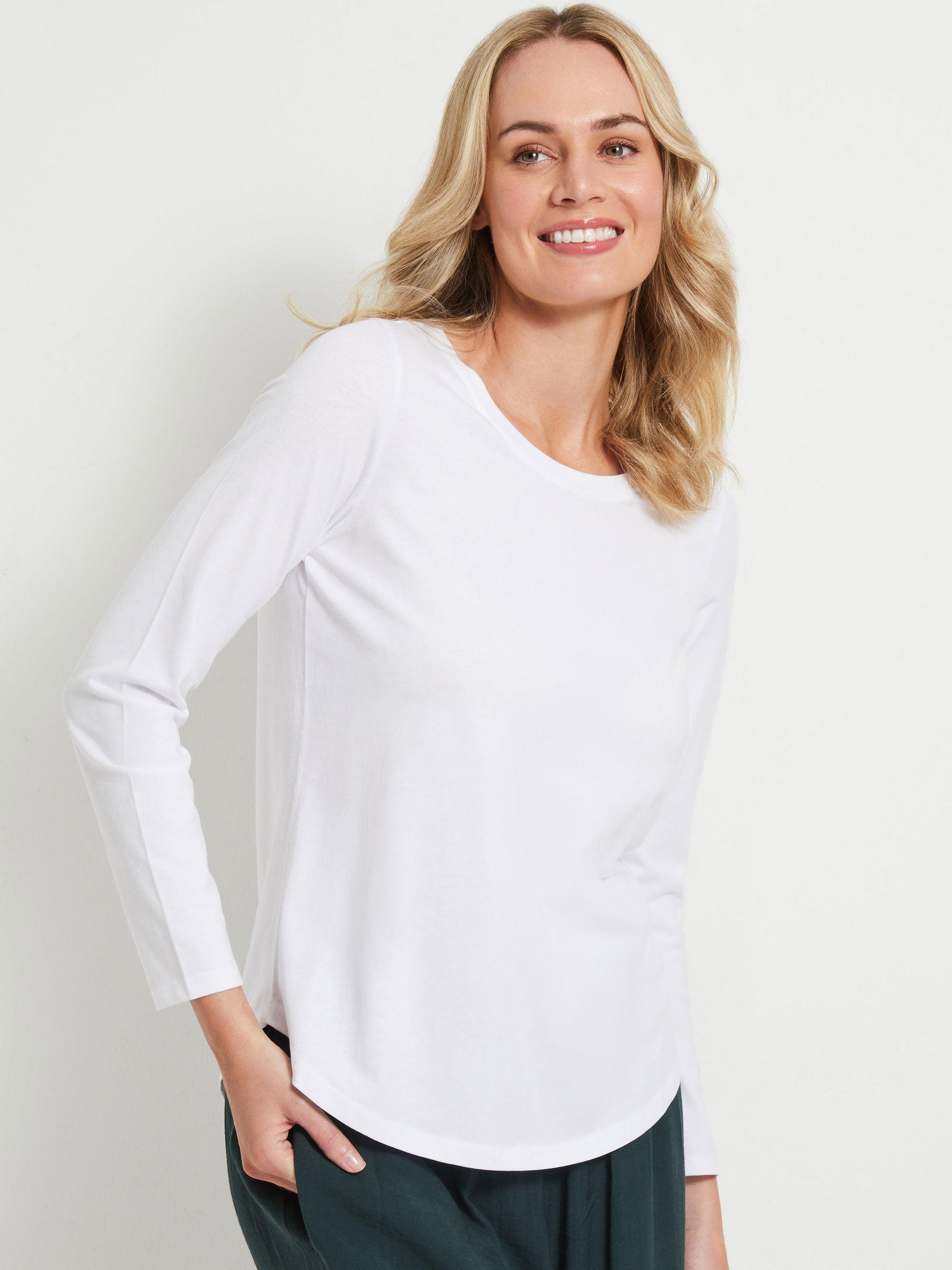 Popular Sports Curved Hem Long Sleeve T Shirt For Women-White-BE1462