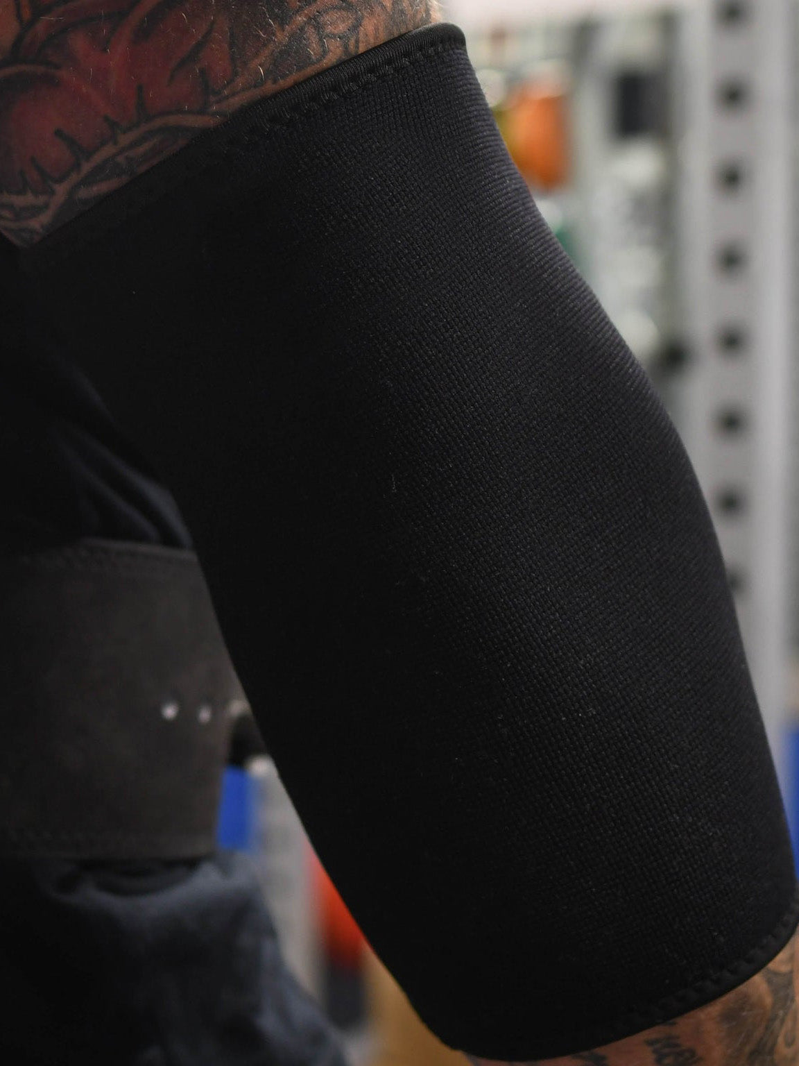 Preimium Quality Fitness Elbow Pair Pads Workout Equipment for Men-LV389