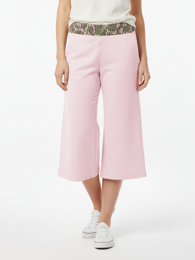 Stylish Single Jersey Flared Silhouette 3 Quarter Short For Women-Light Pink-NSK45