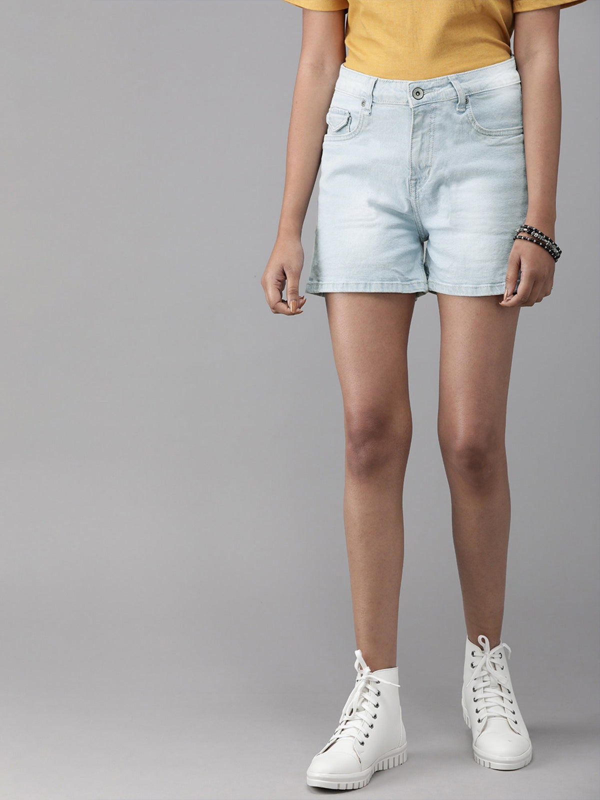 Roadster Women Blue Washed High-Rise Denim Shorts Price in India, Full  Specifications & Offers | DTashion.com